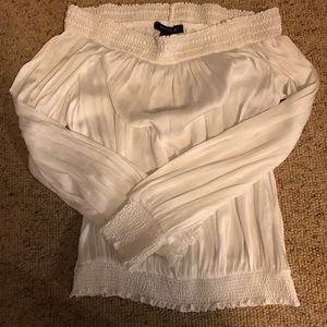Size Small WHBM lightweight gorgeous blouse